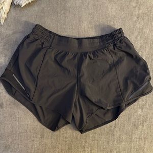 Lululemon Hotty Hot Short LR